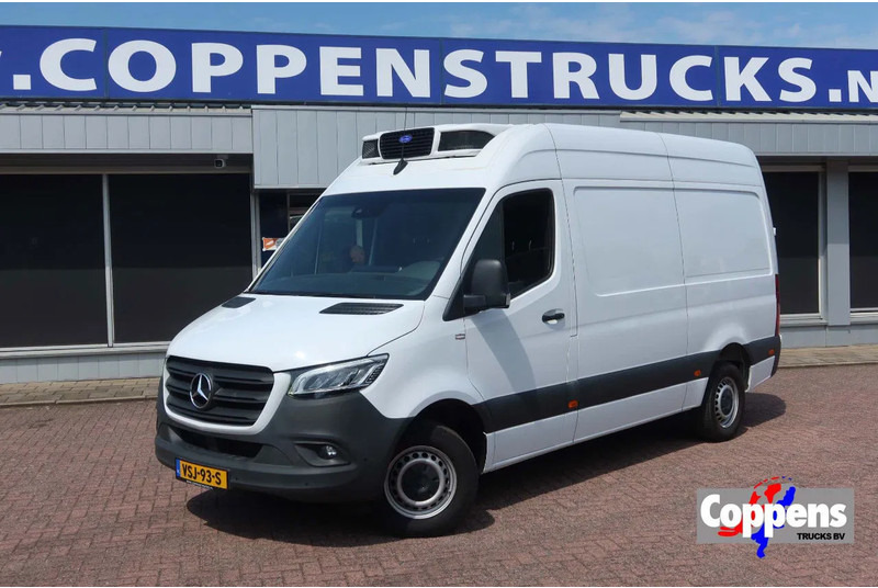 Mercedes-Benz Sprinter 317 Koel/Vries L2/H2 220 Volt stekker - Carrinha frigorífica: foto 1 Mercedes-Benz Sprinter 317 Koel/Vries L2/H2 220 Volt stekker - Carrinha frigorífica: foto 1