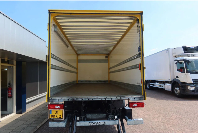 Scania P250 4x2 Bakwagen+Klep E6 Dhollandia 1500 kg - Camião furgão: foto 4 Scania P250 4x2 Bakwagen+Klep E6 Dhollandia 1500 kg - Camião furgão: foto 4