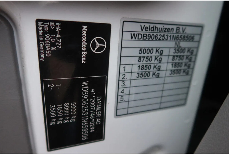 Tractor Mercedes-Benz 519 CDI V6 Motor 519 CDI V6 Motor + B.E Trailer: foto 15