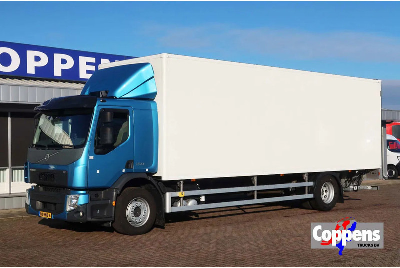 Volvo FE 250 Bakwagen + Dhollandia klep 2500 KG. 49.000 KM!! - Camião furgão: foto 1 Volvo FE 250 Bakwagen + Dhollandia klep 2500 KG. 49.000 KM!! - Camião furgão: foto 1