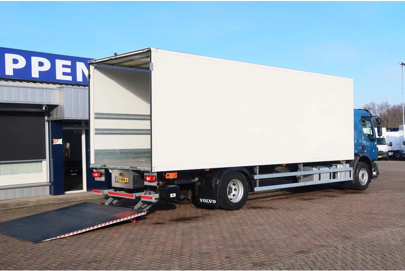 Volvo FE 250 Bakwagen + Dhollandia klep 2500 KG. 49.000 KM!! - Camião furgão: foto 3 Volvo FE 250 Bakwagen + Dhollandia klep 2500 KG. 49.000 KM!! - Camião furgão: foto 3