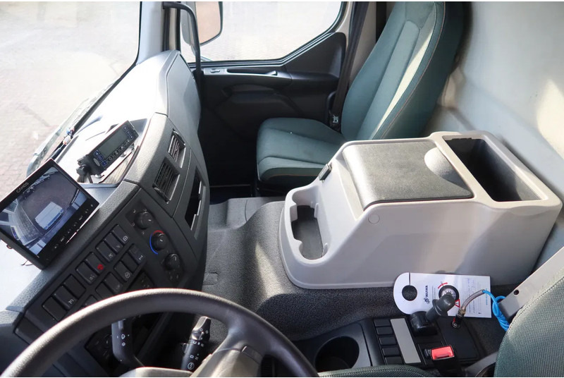 Volvo FE 280 4x2 Carrier Supra 1250 Koel/ Vries+ BAR klep 2000 kg. 2 Stuks in voorraad - Camião frigorífico: foto 5 Volvo FE 280 4x2 Carrier Supra 1250 Koel/ Vries+ BAR klep 2000 kg. 2 Stuks in voorraad - Camião frigorífico: foto 5