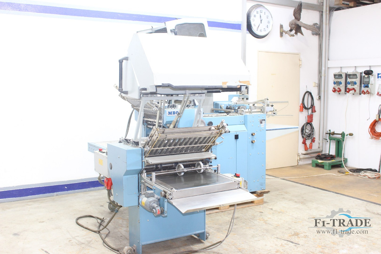 MBO T500 - Máquina de dobrar papel: foto 4 MBO T500 - Máquina de dobrar papel: foto 4