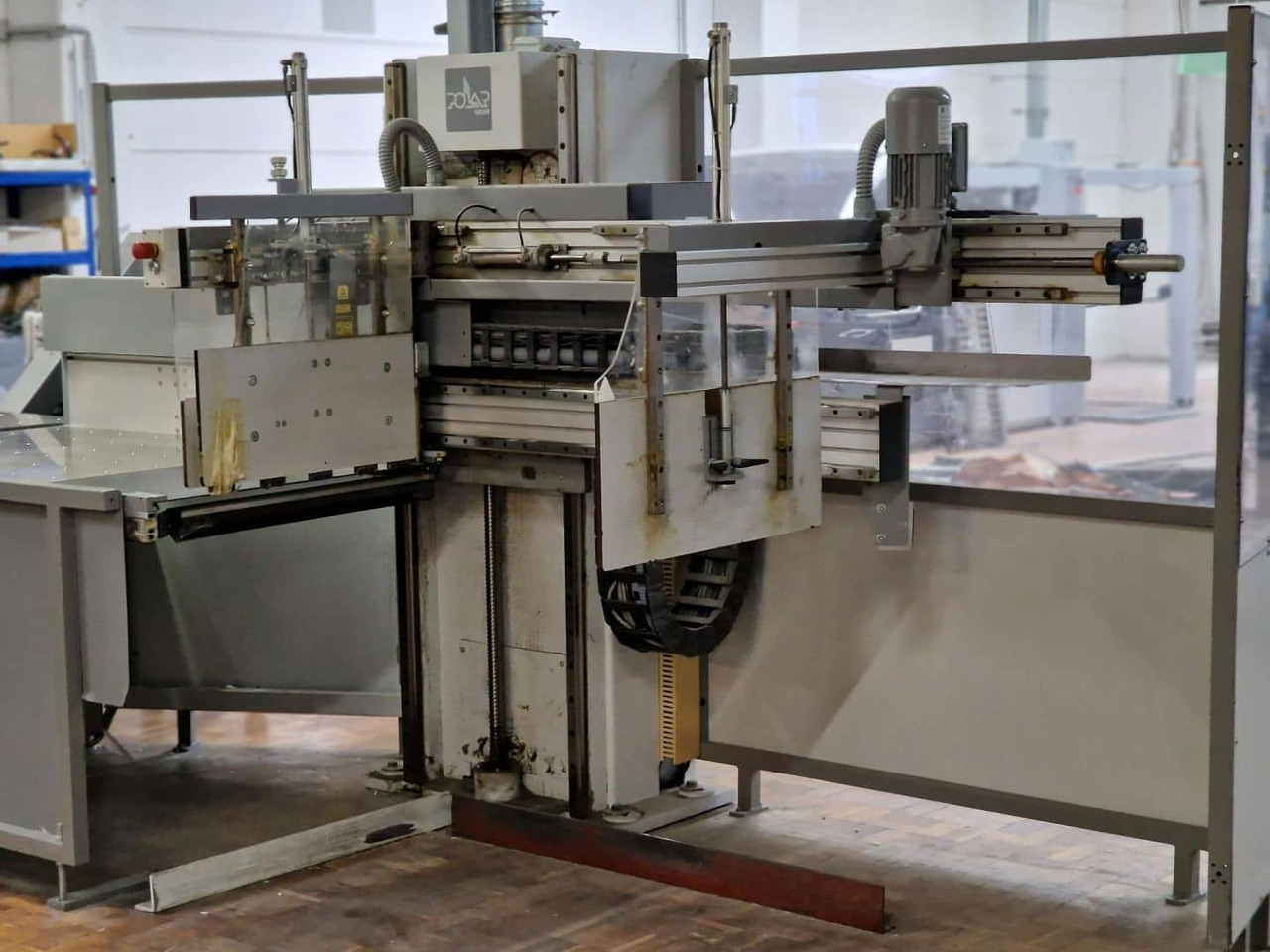 Máquina de corte de papel Polar 137XT-AT: foto 6