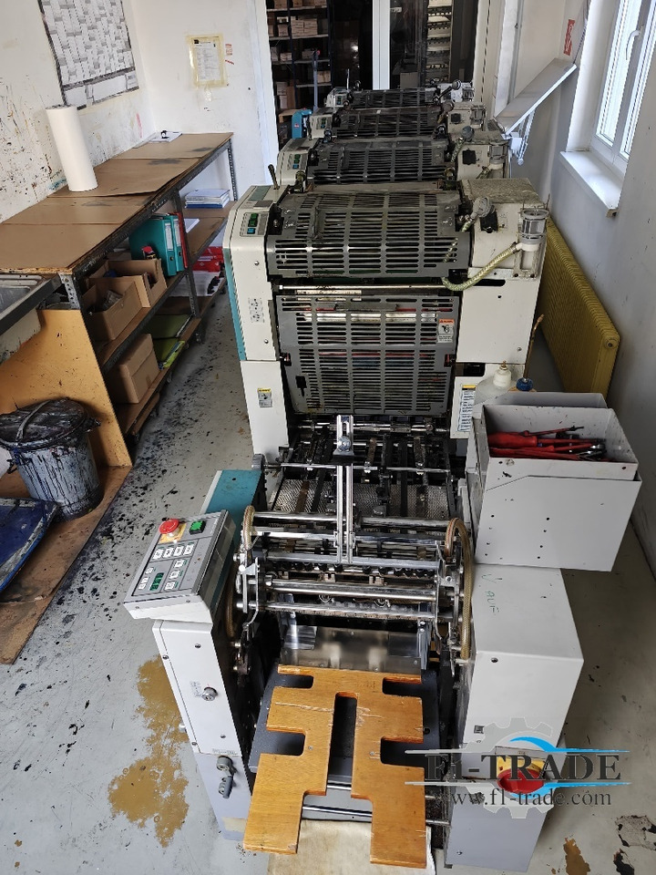 Ryobi 3304H - Impressora offset: foto 4 Ryobi 3304H - Impressora offset: foto 4