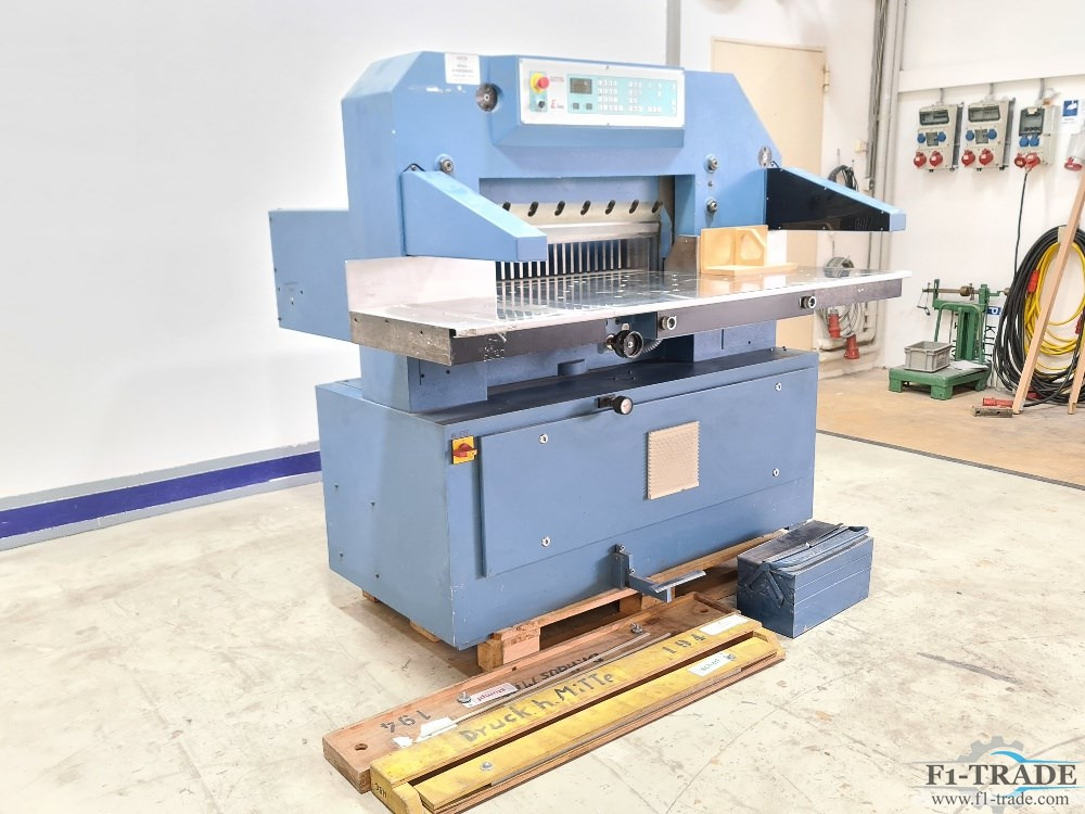 Schneider Senator SEN78 E-LINE - Máquina de corte de papel: foto 2 Schneider Senator SEN78 E-LINE - Máquina de corte de papel: foto 2