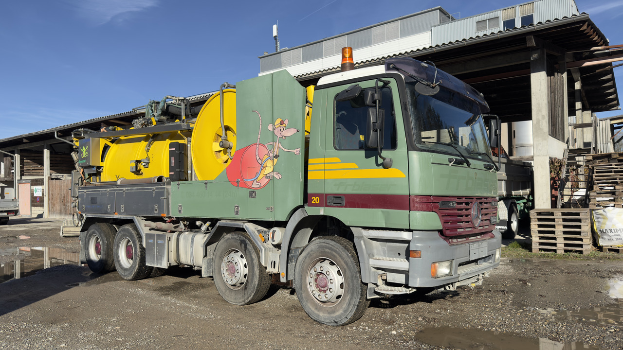 MERCEDES-BENZ Actros 3243 - Camião: foto 1 MERCEDES-BENZ Actros 3243 - Camião: foto 1