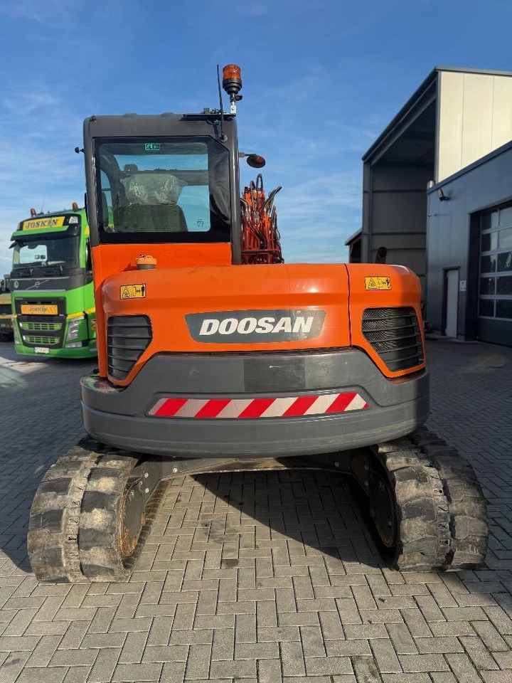 Doosan DX 85 R - Mini escavadeira: foto 4 Doosan DX 85 R - Mini escavadeira: foto 4