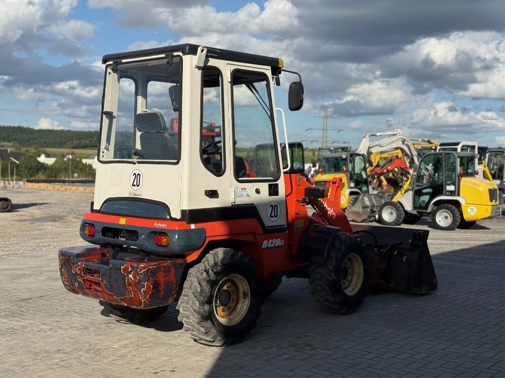 Kubota R 420  - Pá carregadora de rodas: foto 5 Kubota R 420  - Pá carregadora de rodas: foto 5