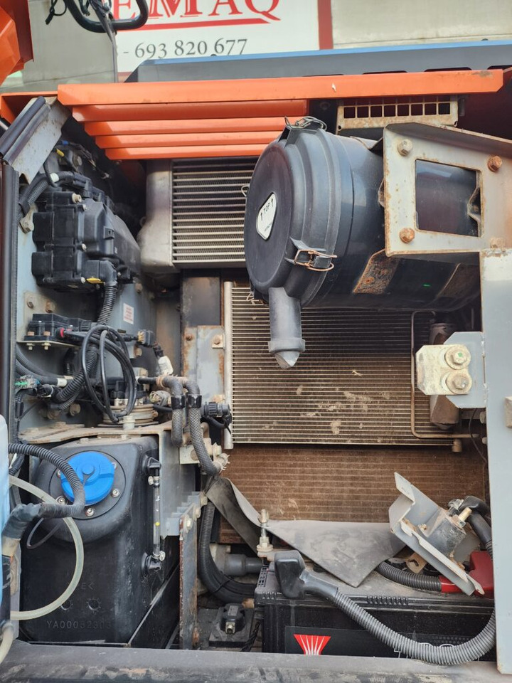Escavadeira de rodas HITACHI ZX145W-6: foto 8