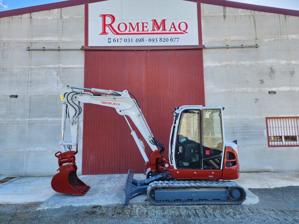 TAKEUCHI TB370 - Mini escavadeira: foto 1 TAKEUCHI TB370 - Mini escavadeira: foto 1