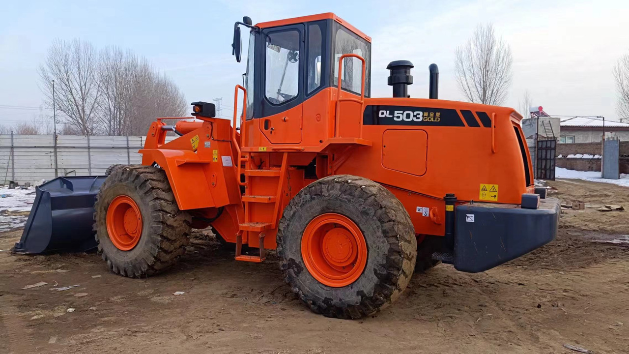 DOOSAN DL503 WHEEL LOADER - Pá carregadora de rodas: foto 2 DOOSAN DL503 WHEEL LOADER - Pá carregadora de rodas: foto 2