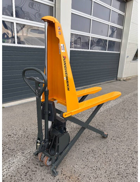 Locação financeira de Jungheinrich Scherenhubwagen AMX 10e Jungheinrich Scherenhubwagen AMX 10e: foto 8