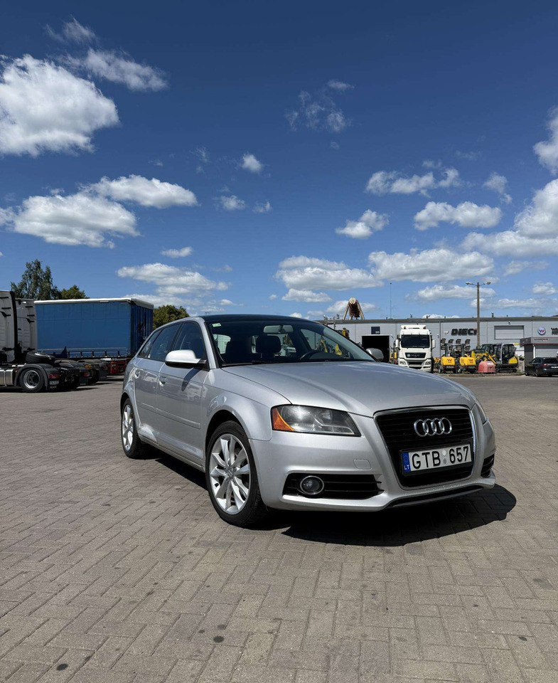 Audi A3 - Hatchback: foto 1 Audi A3 - Hatchback: foto 1