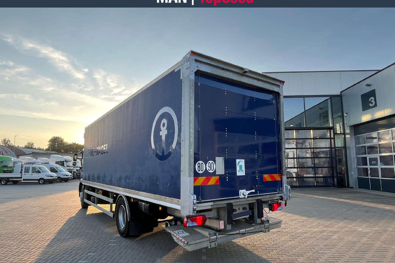 MAN 15.250 4X2 Liftas ADR AT (8881) - Camião furgão: foto 3 MAN 15.250 4X2 Liftas ADR AT (8881) - Camião furgão: foto 3