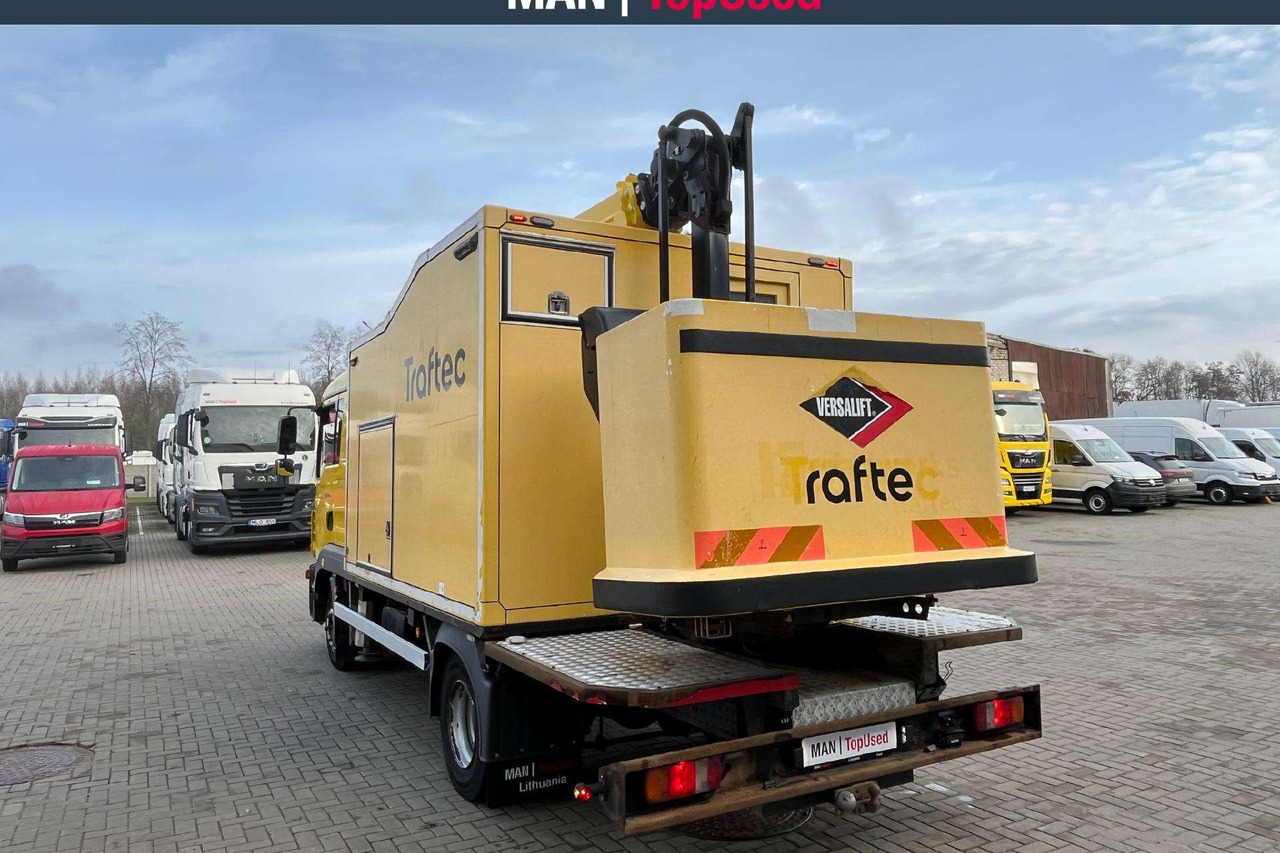 MAN 8.220 4X2 bokštelis(9291) - Camião grua: foto 3 MAN 8.220 4X2 bokštelis(9291) - Camião grua: foto 3