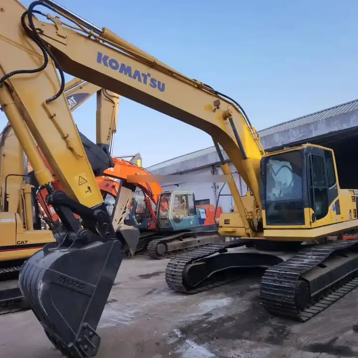 2022 model Komatsu 22 ton PC220-8 crawler digger PC200 Cheap used Original Japan PC220-8N crawler excavator original - Escavadora de rastos: foto 1 2022 model Komatsu 22 ton PC220-8 crawler digger PC200 Cheap used Original Japan PC220-8N crawler excavator original - Escavadora de rastos: foto 1