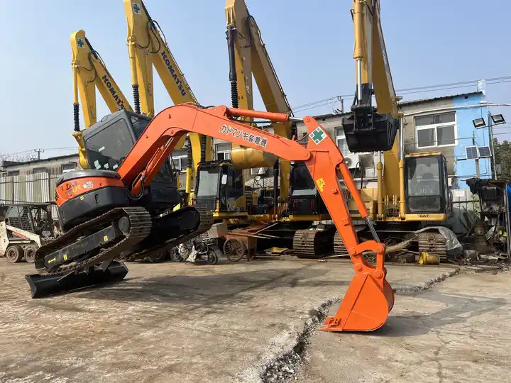 All original mini excavator hitachi used ZX55 ZX60 ZX70 small second hand excavator made in Japan - Escavadora de rastos: foto 4 All original mini excavator hitachi used ZX55 ZX60 ZX70 small second hand excavator made in Japan - Escavadora de rastos: foto 4