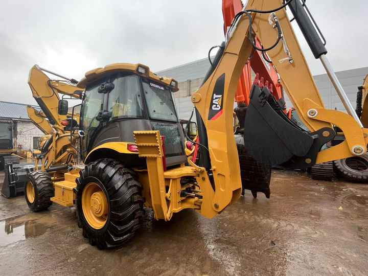 Backhoe loader CAT 420F loader used cheap CAT 420F loader and digger in good running condition on sale - Retroescavadeira: foto 5 Backhoe loader CAT 420F loader used cheap CAT 420F loader and digger in good running condition on sale - Retroescavadeira: foto 5