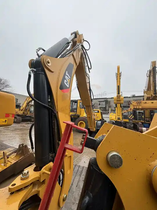 Retroescavadeira Cheap Price 420f2 Used Backhoe Loader Used Backhoes Cat 420f2 Tractor Backhoe Loader with good working condition on Sale: foto 6