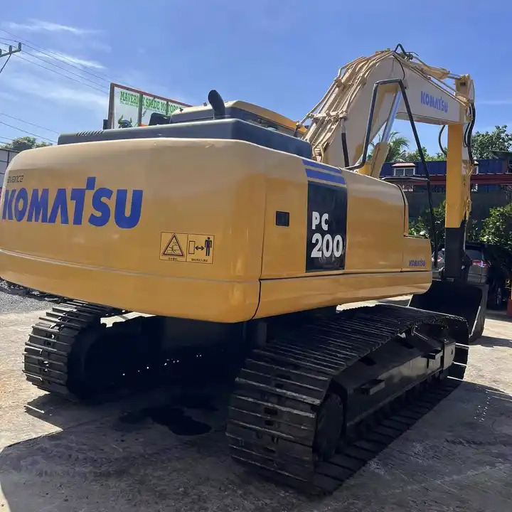 Cheap Used Japan Komatsu PC200-7 PC300 PC350-7 Excavator Used Komatsu 20 Ton Excavator Price PC200 - Escavadeira: foto 1 Cheap Used Japan Komatsu PC200-7 PC300 PC350-7 Excavator Used Komatsu 20 Ton Excavator Price PC200 - Escavadeira: foto 1