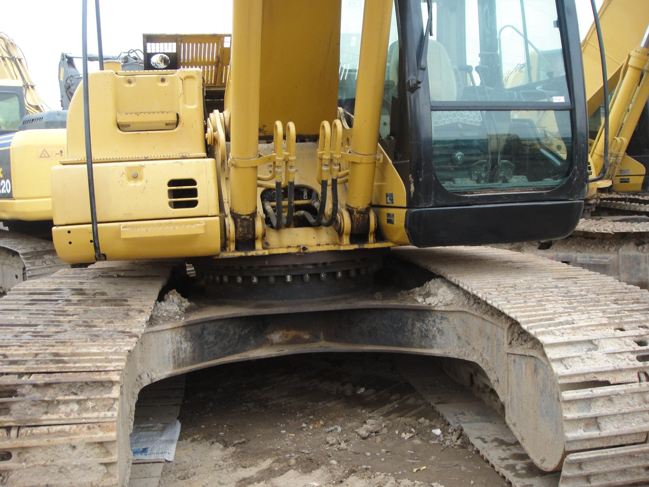 Construction Heavy Machinery Cat 320CL 20 ton Excavator Machine CAT CAT320CL in stock - Escavadora de rastos: foto 3 Construction Heavy Machinery Cat 320CL 20 ton Excavator Machine CAT CAT320CL in stock - Escavadora de rastos: foto 3