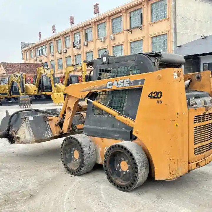 Construction Mini Equipment Case 420 Skid Steer Loader for Sale - Mini pá carregadora: foto 3 Construction Mini Equipment Case 420 Skid Steer Loader for Sale - Mini pá carregadora: foto 3