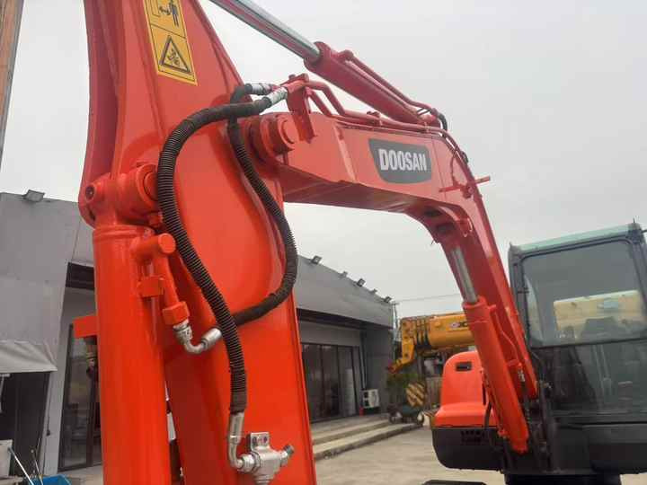 Doosan DX60 DX60-9c DH60-7 DX60W DX80 DX75 DX55 DH35 DH55 Used Mini Excavator Mas Maquinaria Municipal Y Ambiental - Escavadeira: foto 4 Doosan DX60 DX60-9c DH60-7 DX60W DX80 DX75 DX55 DH35 DH55 Used Mini Excavator Mas Maquinaria Municipal Y Ambiental - Escavadeira: foto 4
