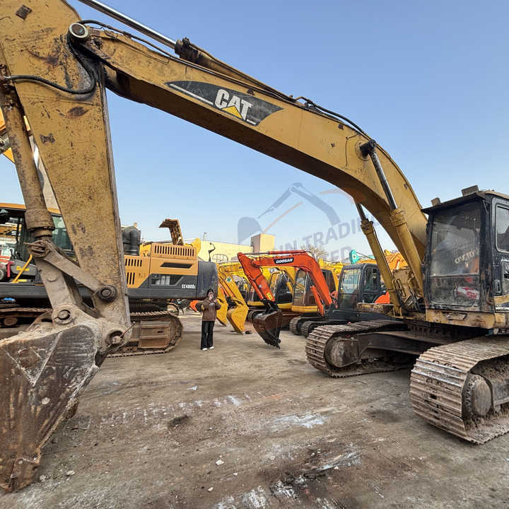 Good Condition Good price Second Hand Caterpillar 325bl Excavator Used Cat 325b 325bl in stock For Sale - Escavadora de rastos: foto 1 Good Condition Good price Second Hand Caterpillar 325bl Excavator Used Cat 325b 325bl in stock For Sale - Escavadora de rastos: foto 1
