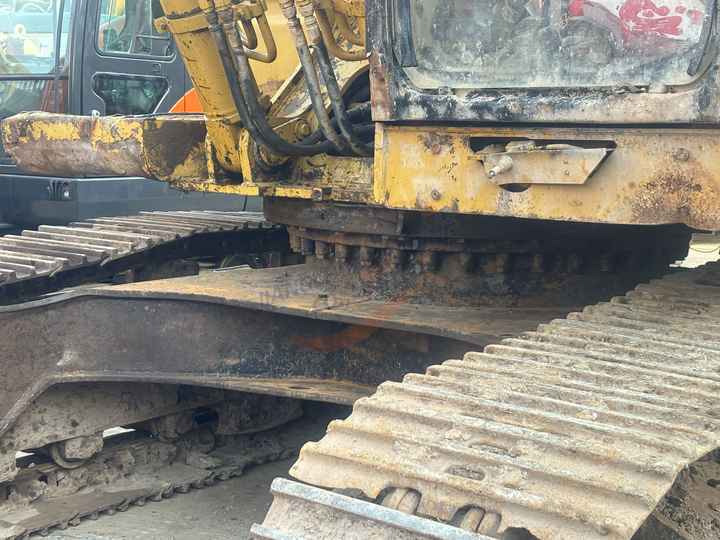 Good Condition Second Hand Caterpillar 325bl Excavator Used Cat 325b 325bl with good condition in stock - Escavadora de rastos: foto 5 Good Condition Second Hand Caterpillar 325bl Excavator Used Cat 325b 325bl with good condition in stock - Escavadora de rastos: foto 5