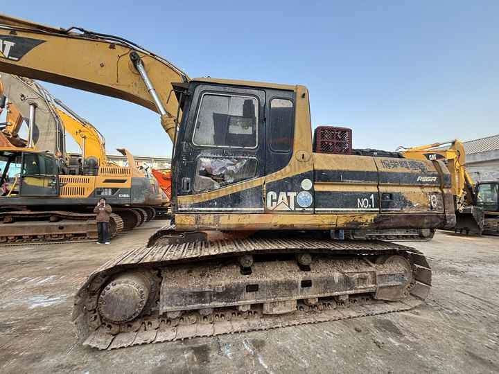 Good Condition Second Hand Caterpillar 325bl Excavator Used Cat 325b 325bl with good condition in stock For Sale - Escavadora de rastos: foto 2 Good Condition Second Hand Caterpillar 325bl Excavator Used Cat 325b 325bl with good condition in stock For Sale - Escavadora de rastos: foto 2