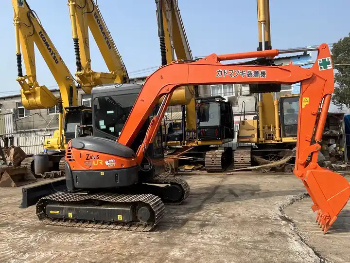 Heavy Equipments HITACHI ZX55UR Mini Digger For Excavator and High Quality Digging Machine On Sale - Escavadora de rastos: foto 3 Heavy Equipments HITACHI ZX55UR Mini Digger For Excavator and High Quality Digging Machine On Sale - Escavadora de rastos: foto 3