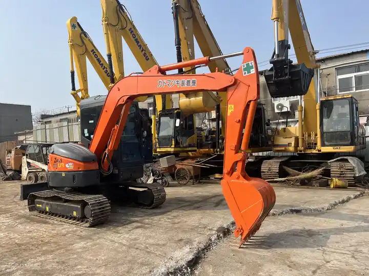 Heavy Equipments HITACHI ZX55UR Mini Digger For Excavator and High Quality Digging Machine On Sale - Escavadora de rastos: foto 4 Heavy Equipments HITACHI ZX55UR Mini Digger For Excavator and High Quality Digging Machine On Sale - Escavadora de rastos: foto 4