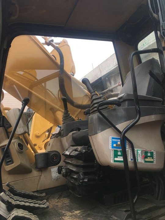 High Quality Good Condition Construction Business Powerful Cat 330C Excavator in Shanghai China - Escavadora de rastos: foto 3 High Quality Good Condition Construction Business Powerful Cat 330C Excavator in Shanghai China - Escavadora de rastos: foto 3