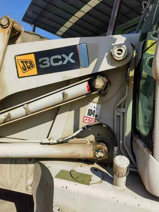 Hot sale Backhoe loader JCB 3CX 4*4 tlb loader UKmade, used cheap JCB 3CX retro loader and digger - Retroescavadeira: foto 5 Hot sale Backhoe loader JCB 3CX 4*4 tlb loader UKmade, used cheap JCB 3CX retro loader and digger - Retroescavadeira: foto 5