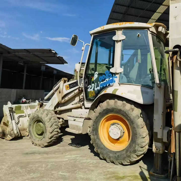 Hot sale Backhoe loader JCB 3CX 4*4 tlb loader UKmade, used cheap JCB 3CX retro loader and digger - Retroescavadeira: foto 1 Hot sale Backhoe loader JCB 3CX 4*4 tlb loader UKmade, used cheap JCB 3CX retro loader and digger - Retroescavadeira: foto 1