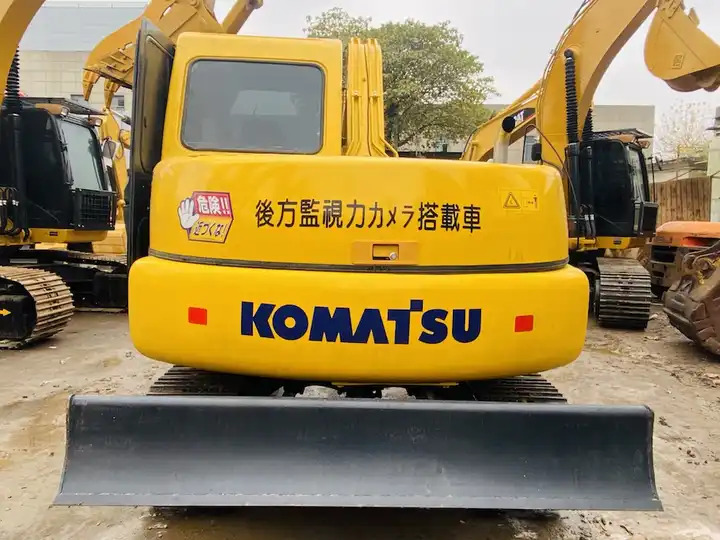 Hot sale Used Crawler Excavator good working used machinery japanese komatsu mini Excavator pc60-7 Used Japanese Brand PC60-7 - Escavadora de rastos: foto 3 Hot sale Used Crawler Excavator good working used machinery japanese komatsu mini Excavator pc60-7 Used Japanese Brand PC60-7 - Escavadora de rastos: foto 3