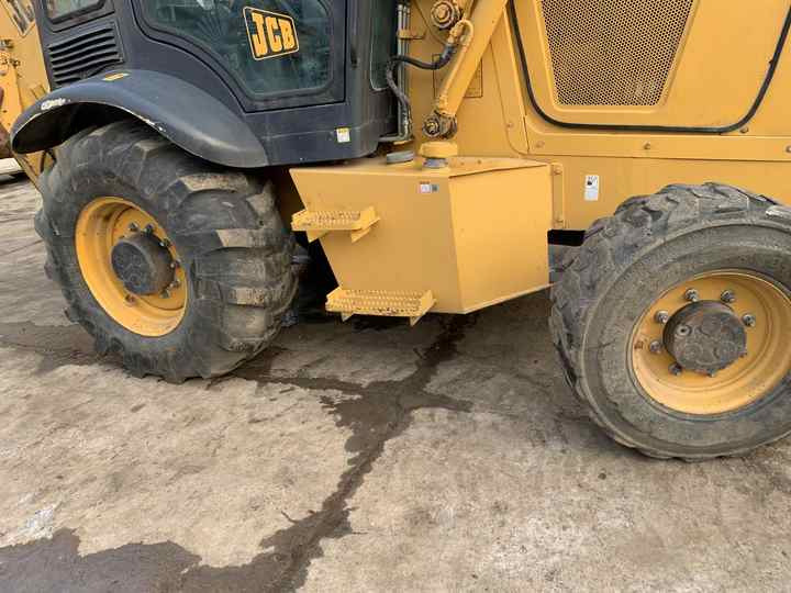 JCB 3cX backhoe loader manufactured in 2022 with telescopic boom JCB3CX JCB4CX JCB 3DX - Retroescavadeira: foto 3 JCB 3cX backhoe loader manufactured in 2022 with telescopic boom JCB3CX JCB4CX JCB 3DX - Retroescavadeira: foto 3