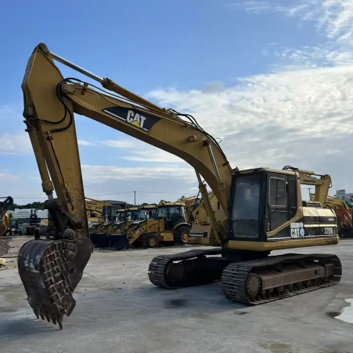 Original Japan Caterpillar Hydraulic Crawler Digger Cat320d Used Excavator Cat 320bl/325D/330bl/336D - Escavadora de rastos: foto 2 Original Japan Caterpillar Hydraulic Crawler Digger Cat320d Used Excavator Cat 320bl/325D/330bl/336D - Escavadora de rastos: foto 2