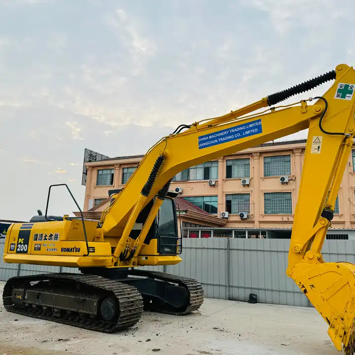 Original Japan Used Crawler Excavator Komatsu Pc200lc-7 Pc220lc-7 A/c Cabin In Shanghai - Escavadora de rastos: foto 1 Original Japan Used Crawler Excavator Komatsu Pc200lc-7 Pc220lc-7 A/c Cabin In Shanghai - Escavadora de rastos: foto 1