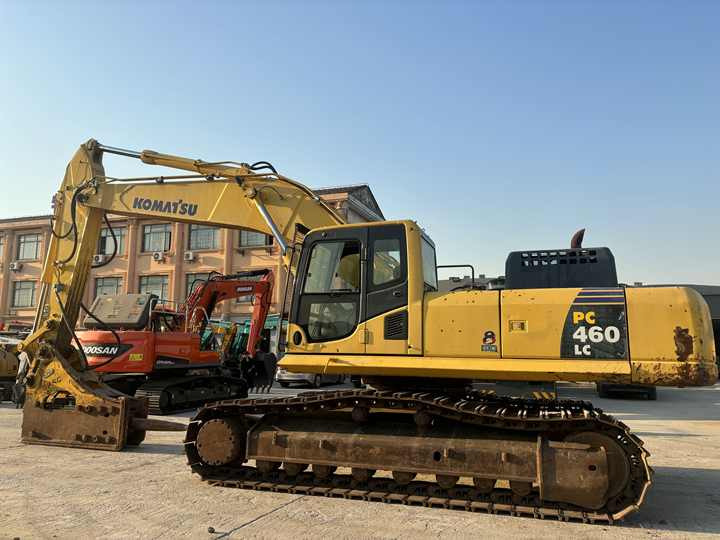 Original Paint Komatsu PC460-8 46ton Excavator Used - Escavadeira: foto 2 Original Paint Komatsu PC460-8 46ton Excavator Used - Escavadeira: foto 2