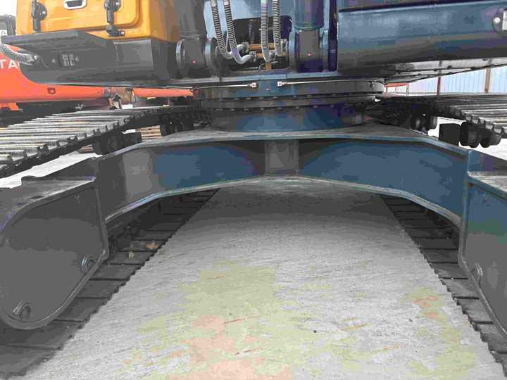 Original Used Korea 22ton Hyundai 220lc-9s 225lc-9t Excavator for Sale in Good Condition and Low Working Time - Escavadeira: foto 4 Original Used Korea 22ton Hyundai 220lc-9s 225lc-9t Excavator for Sale in Good Condition and Low Working Time - Escavadeira: foto 4