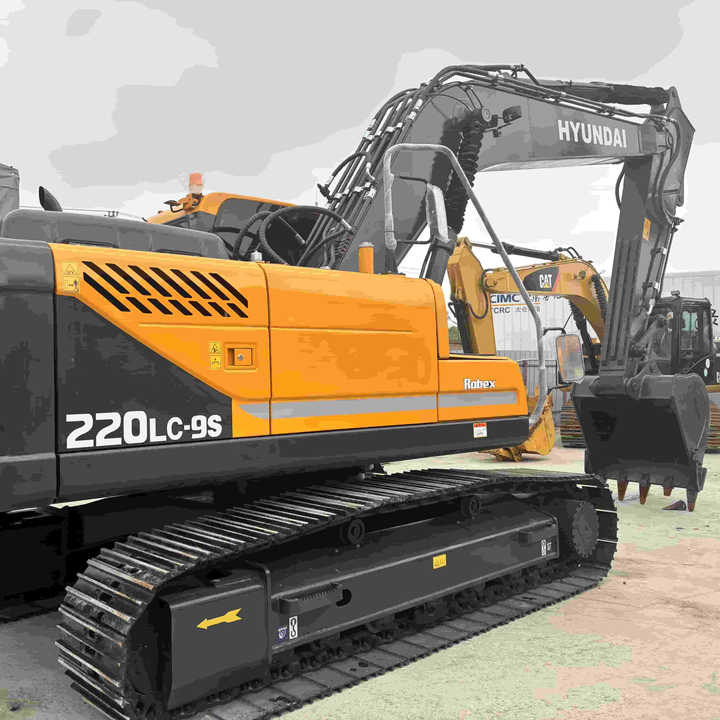 Original Used Made in Korea 22ton Hyundai 220lc-9s 225lc-9t Excavator for Sale in Good Condition and Low Working Time - Escavadeira: foto 1 Original Used Made in Korea 22ton Hyundai 220lc-9s 225lc-9t Excavator for Sale in Good Condition and Low Working Time - Escavadeira: foto 1