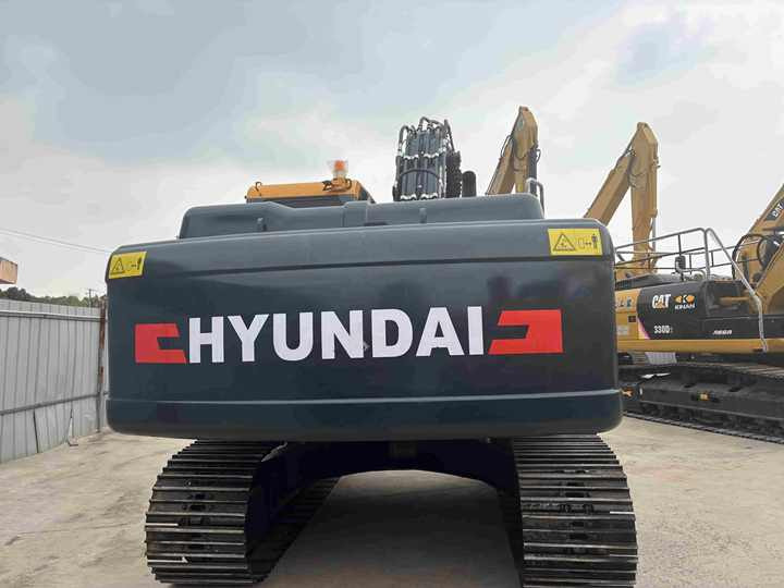 Original Used Made in Korea 22ton Hyundai 220lc-9s 225lc-9t Excavator for Sale in Good Condition and Low Working Time - Escavadeira: foto 5 Original Used Made in Korea 22ton Hyundai 220lc-9s 225lc-9t Excavator for Sale in Good Condition and Low Working Time - Escavadeira: foto 5