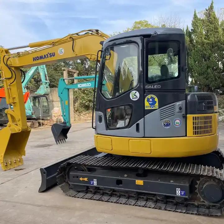 Second-Hand Komatsu PC110 Digger for Sale Used Komatsu PC78 PC240 PC160 PC - Escavadeira: foto 1 Second-Hand Komatsu PC110 Digger for Sale Used Komatsu PC78 PC240 PC160 PC - Escavadeira: foto 1