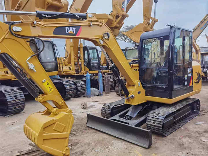 Second Hand Original Japan Cat 306e Excavator 90% new Condition Used 306E 306E2 used digger with good condition for sale - Mini escavadeira: foto 3 Second Hand Original Japan Cat 306e Excavator 90% new Condition Used 306E 306E2 used digger with good condition for sale - Mini escavadeira: foto 3