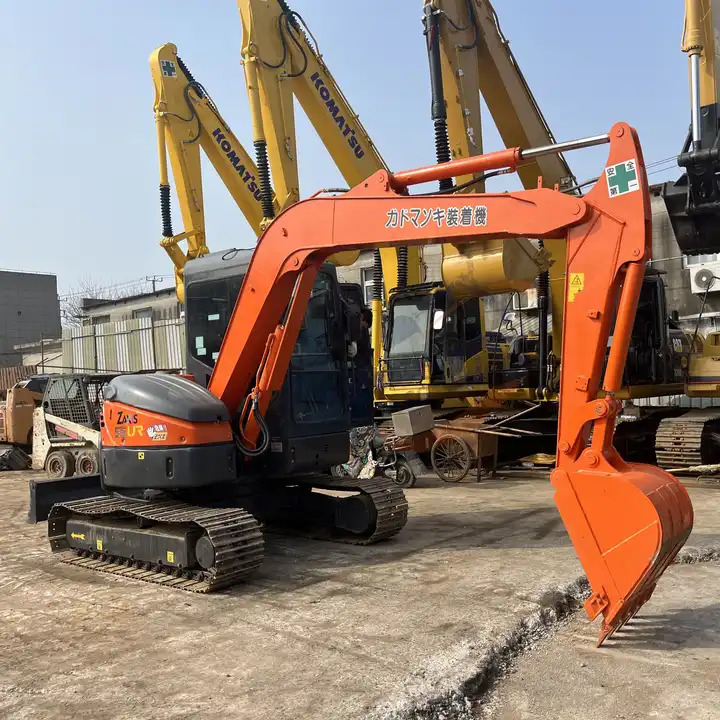 Second Hand excellent original mini excavator hitachi used ZX55 ZX60 ZX70 small used excavator made in Japan for sale - Escavadora de rastos: foto 2 Second Hand excellent original mini excavator hitachi used ZX55 ZX60 ZX70 small used excavator made in Japan for sale - Escavadora de rastos: foto 2