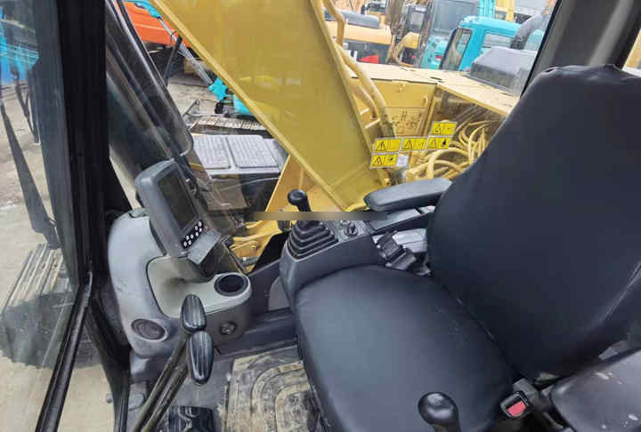Locação financeira de  Used CAT 312 315 318 excavator,CAT 312C 312D 315D 318D for sale,12ton CAT 312D2 in good condition Used CAT 312 315 318 excavator,CAT 312C 312D 315D 318D for sale,12ton CAT 312D2 in good condition: foto 6