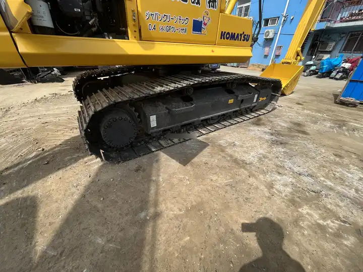 Used Japan Komatsu Pc220-8 Komatsu 20 Ton Excavator With High Quality/komatsu 220 Excavator At Low Price - Escavadeira: foto 4 Used Japan Komatsu Pc220-8 Komatsu 20 Ton Excavator With High Quality/komatsu 220 Excavator At Low Price - Escavadeira: foto 4
