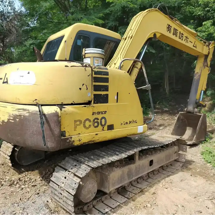 Used Japan Original Secondhand Komatsu PC56-7 PC60-8 PC70-8 Mini Digger Crawler Excavator - Escavadeira: foto 1 Used Japan Original Secondhand Komatsu PC56-7 PC60-8 PC70-8 Mini Digger Crawler Excavator - Escavadeira: foto 1